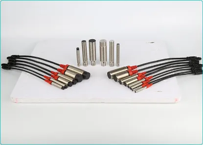 Ảnh của Cảm biến tiệm cận F&C Sensor FSCU0801-P R2M