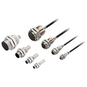 Ảnh của Cảm biến tiệm cận Omron E2E-X5C3L18 2M