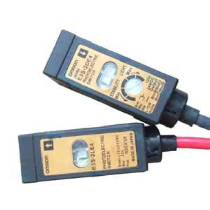 Ảnh của Cảm biến quang điện Omron E3S-2E4