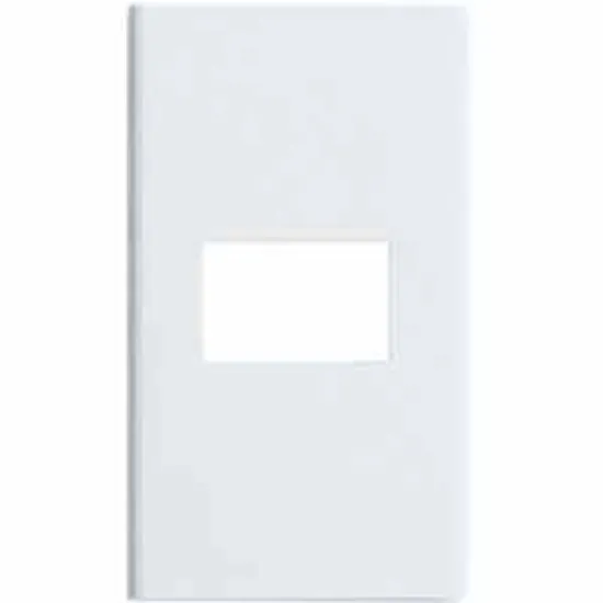 Ảnh của WEV68010SW - Mặt che trơn Panasonic, 1 lỗ chờ, 1 thiết bị