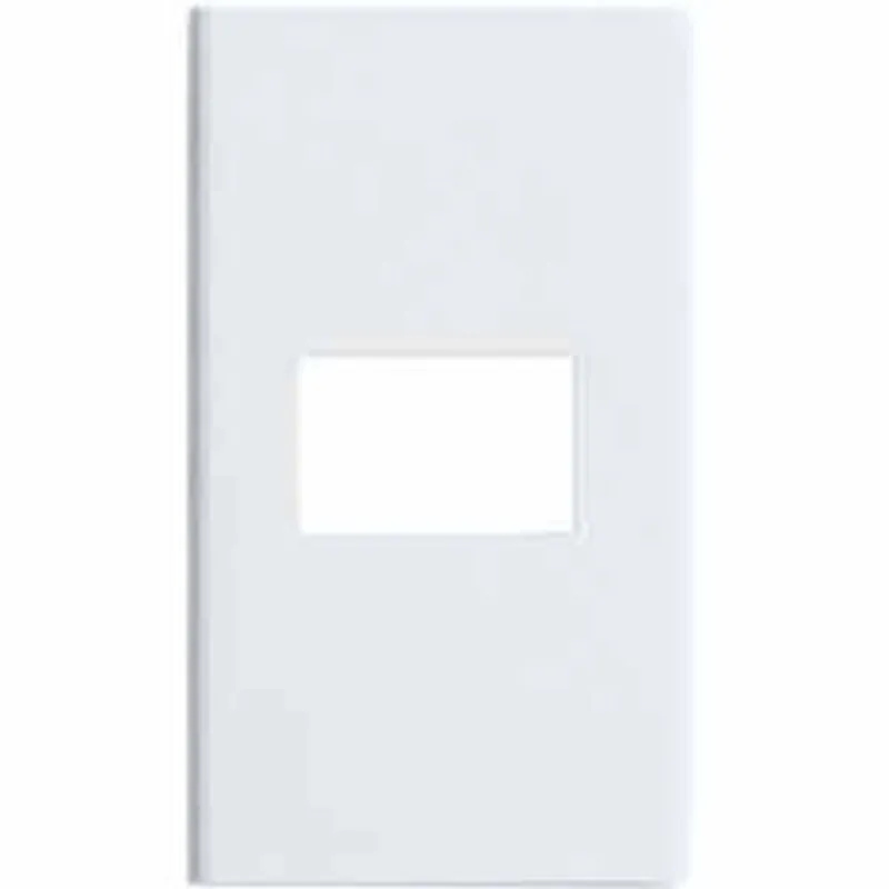 Ảnh của WEV68010SW - Mặt che trơn Panasonic, 1 lỗ chờ, 1 thiết bị