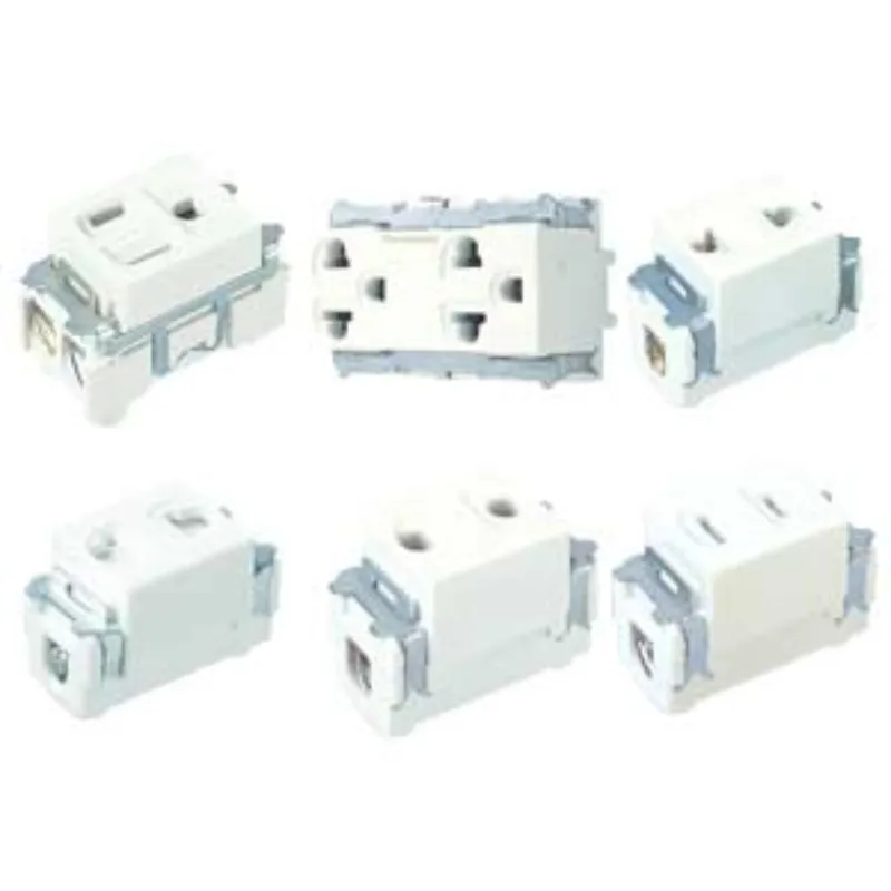 Ảnh của Ổ cắm đơn Panasonic WNV1091-7W - Dòng WN Cao Cấp, Đa Năng