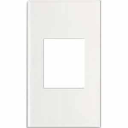 Ảnh của Mặt ổ cắm màu trắng PANASONIC WEV680290SW 